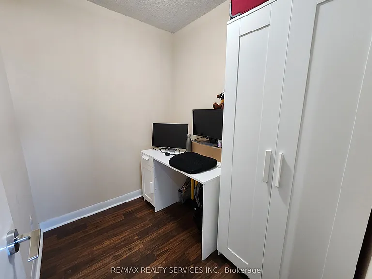 25 Town Centre Ct #1002 — Photo 19