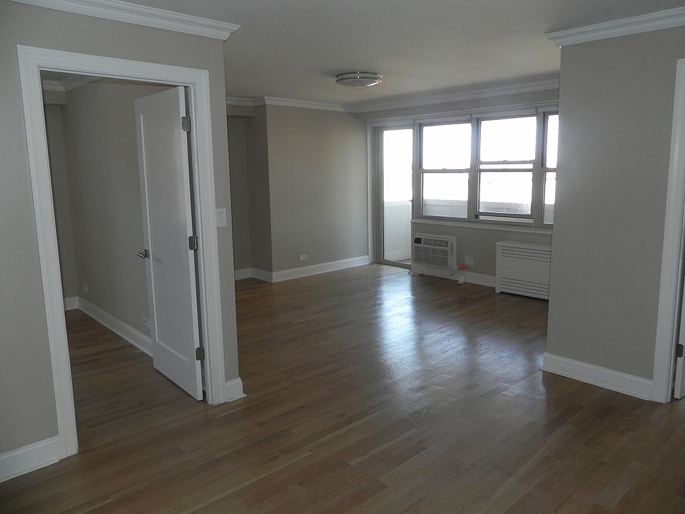 1st image of 310 Greenwich St APT 18c