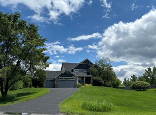 8812 Aviary Path, Inver Grove Heights, MN 55077