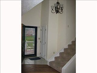 2nd image of 1714 Hickory Ln