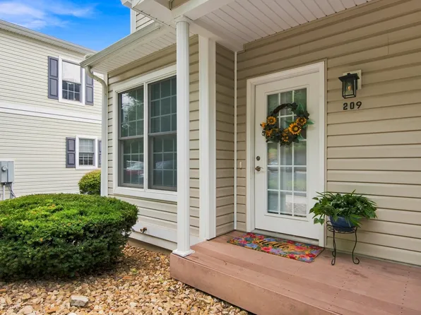 209 Heights Ln #209, Blacksburg, VA 24060