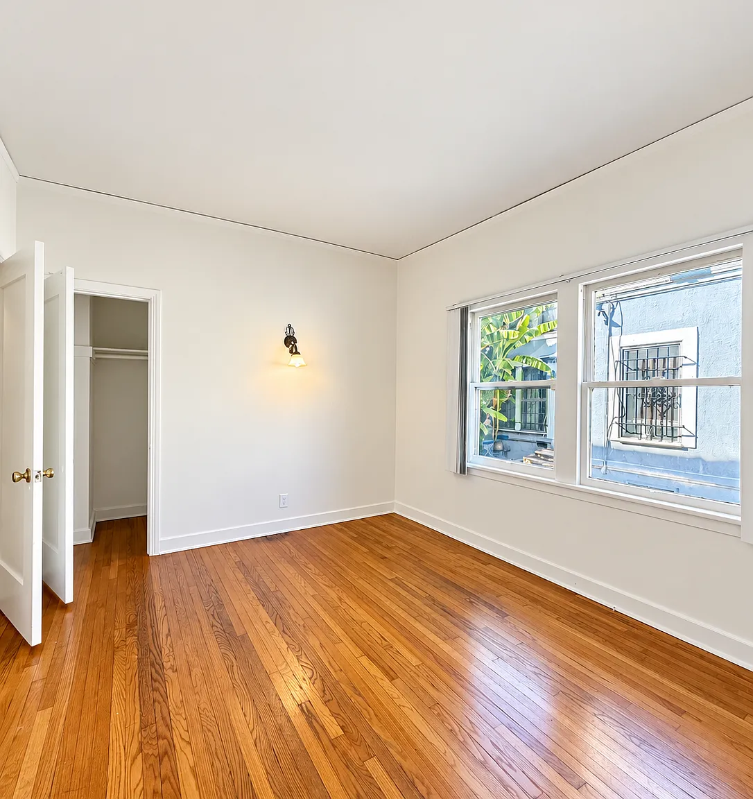 2 bed, 1200 sqft, $3,095 — Photo 4