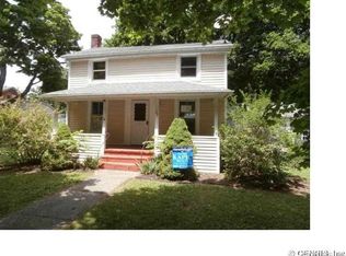28 Dakin St, Mumford, NY 14511