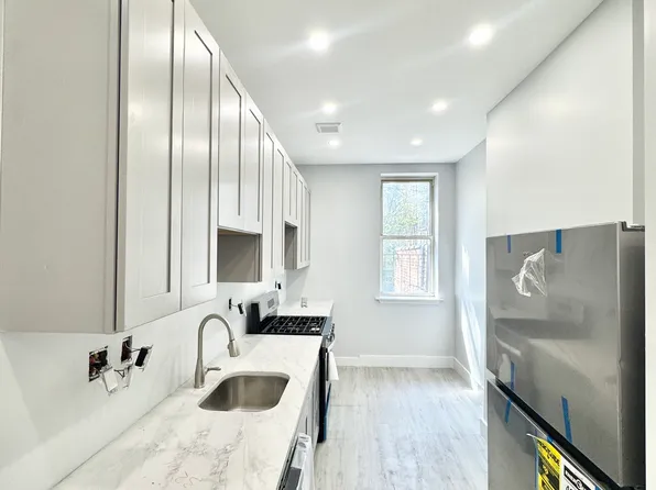 800 Nostrand Avenue image 1 of 13