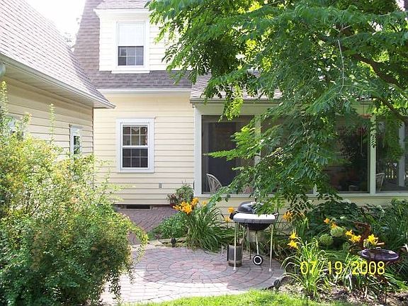 Back Yard Grilling Patio