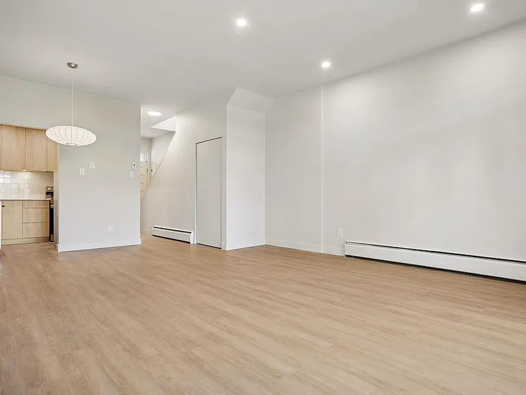 1010 Cypress St — Photo 7