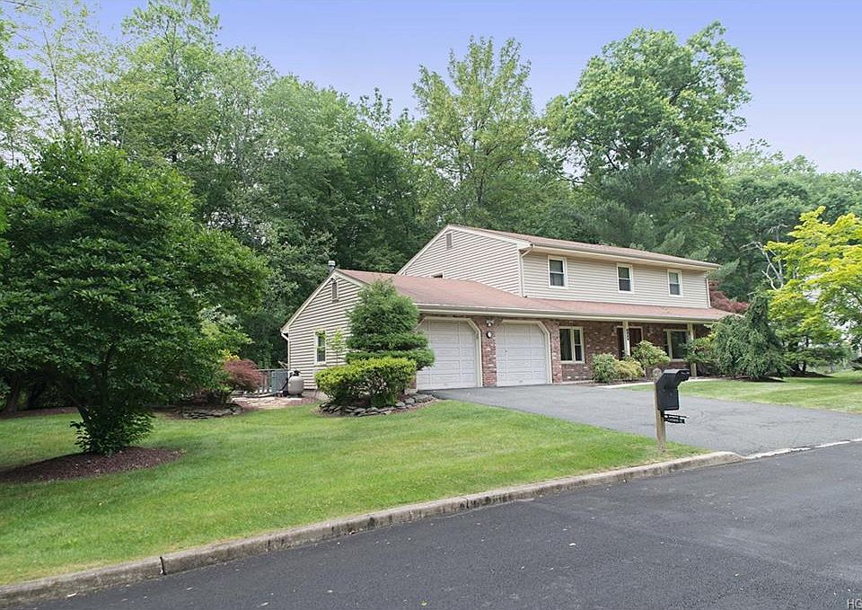 1st image of 1 Windermere Ln