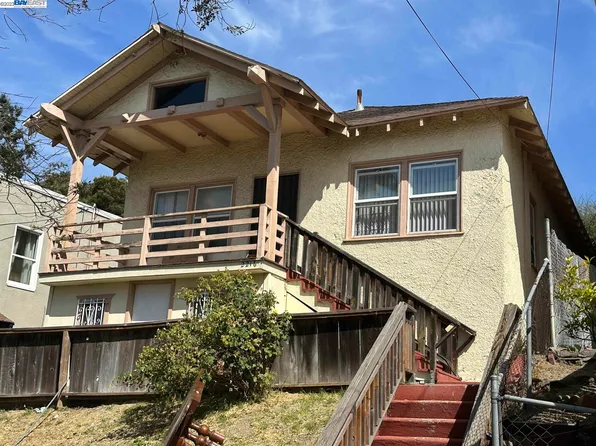 2216 E 25th St, Oakland, CA 94606