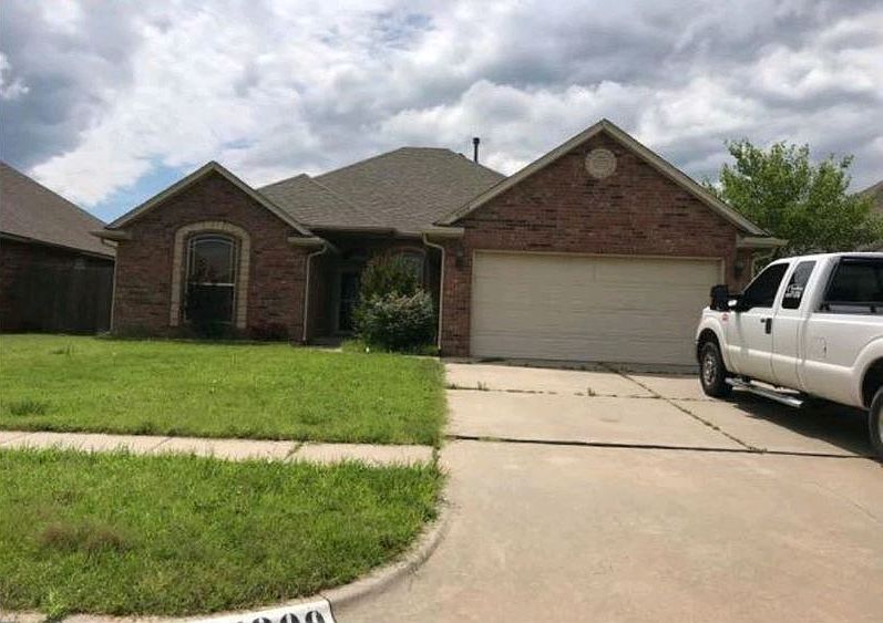 1st image of 4909 Stag Horn Dr