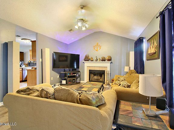5th image of 14044 Dunnbarton Dr