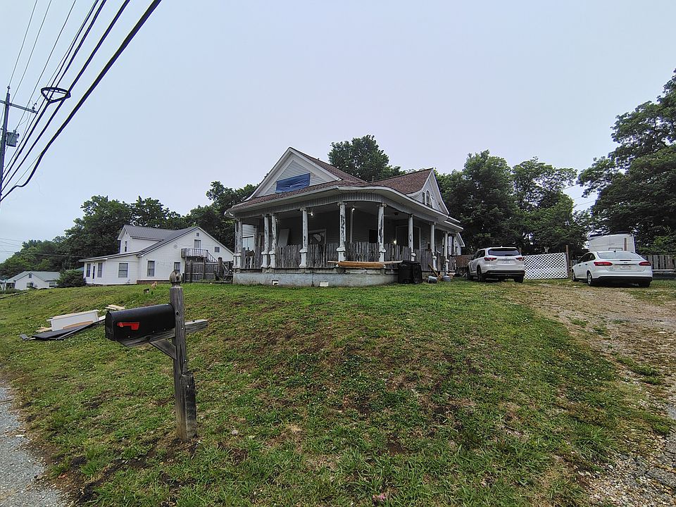 1st image of 112 N Grayson St