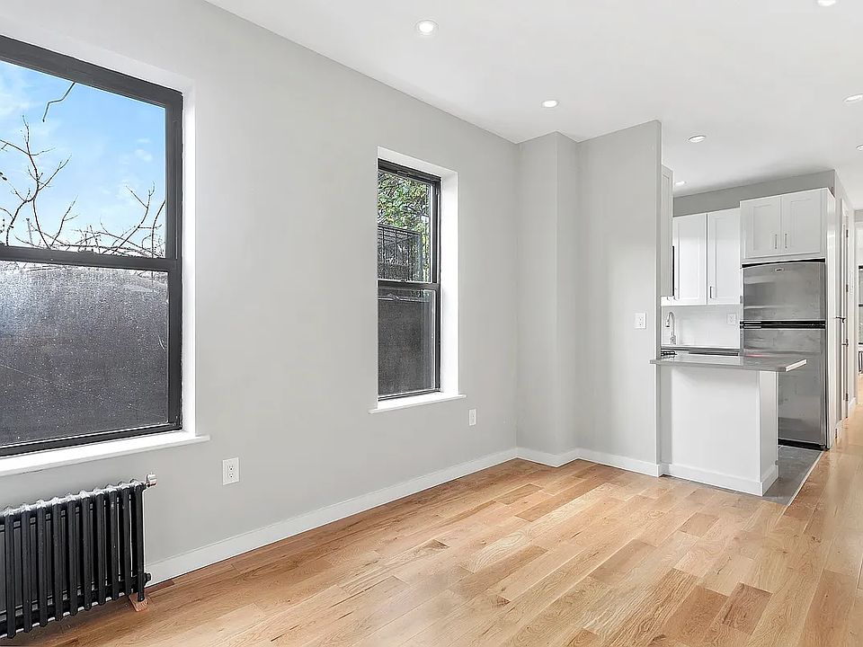 1st image of 482 Tompkins Ave APT 2B