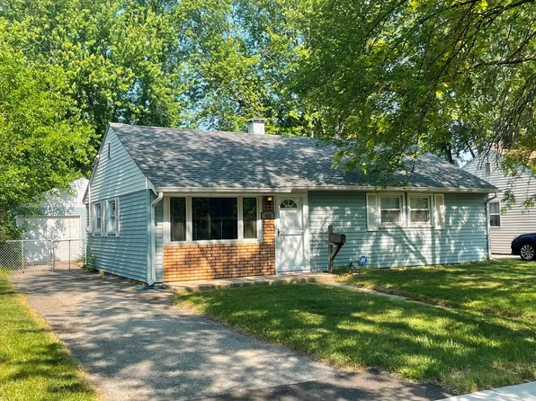426 N Lindberg Ave, Griffith, IN 46319