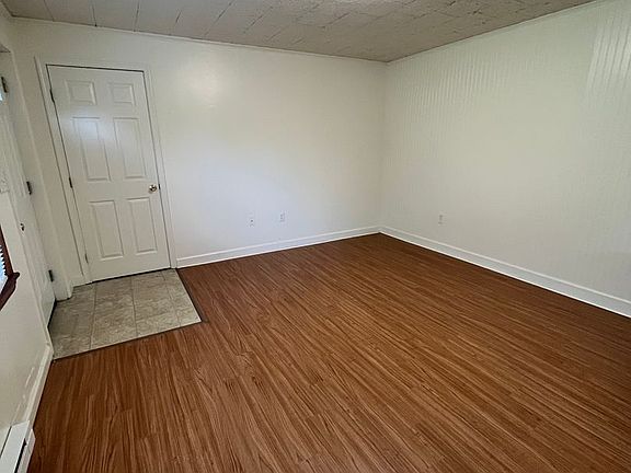 5th image of 211 Owens St APT N3
