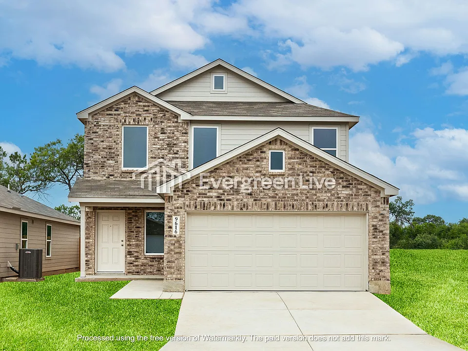 256 Zyra Ave