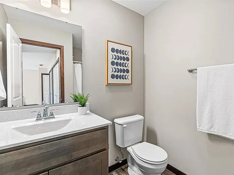 307 Chloe Dr — Photo 13