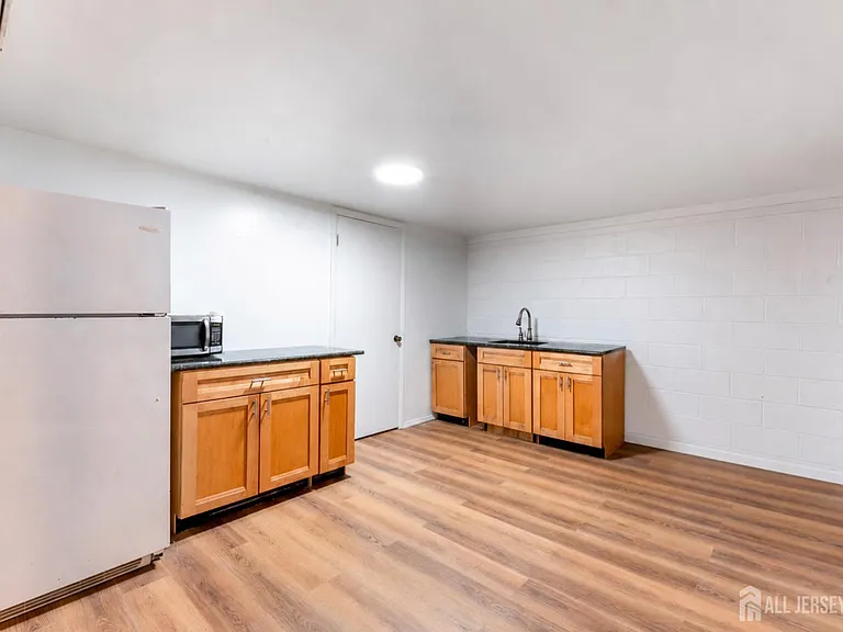 22 Foley Ave — Photo 23