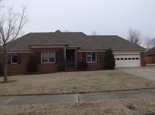 542 Charles Hamilton Dr, Collierville, TN 38017