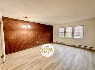 170 Canton St #O1, West Haven, CT 06516