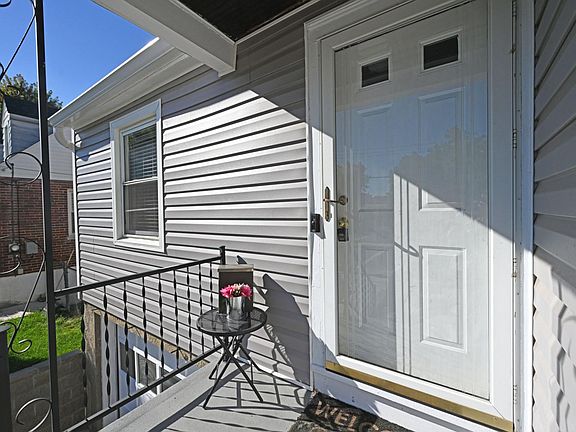 2nd image of 4240 Matson Ave