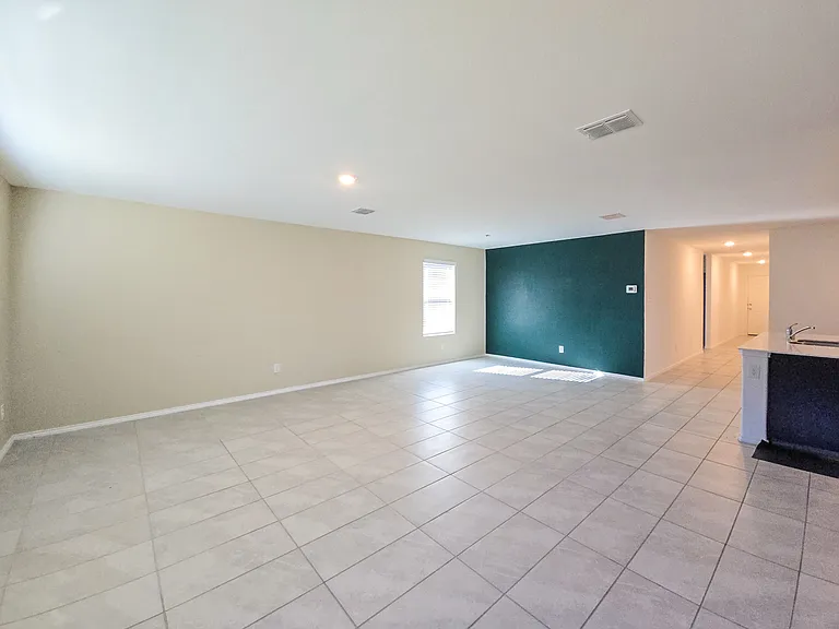 8665 Becker Ave — Photo 7