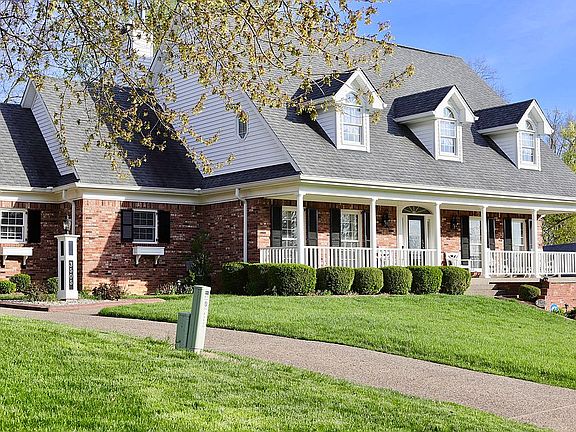 2nd image of 3505 Gateview Pl