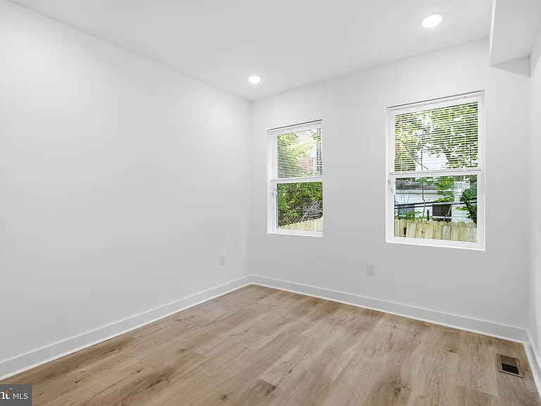 4312 Pennsgrove St #1 — Photo 10