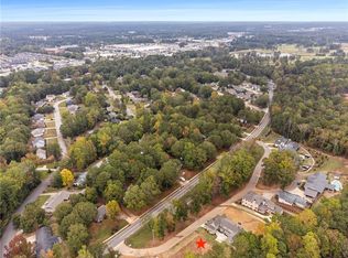 1364 Annalue Ridge Trl, Auburn, AL 36830