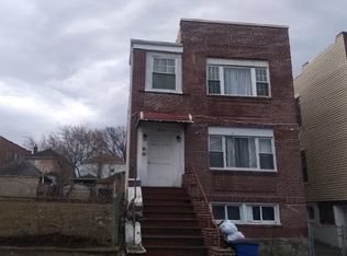 2874 E 195th St, Bronx, NY 10461