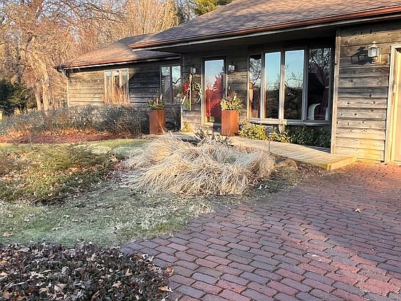 3rd image of 0S955 Thorndon Ridge Dr