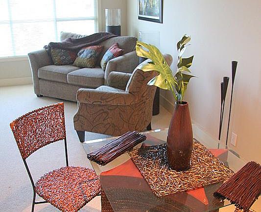 5th image of 401 NE 71st St APT 304