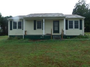 2901 Trent Hatchery Rd, Appomattox, VA 24522