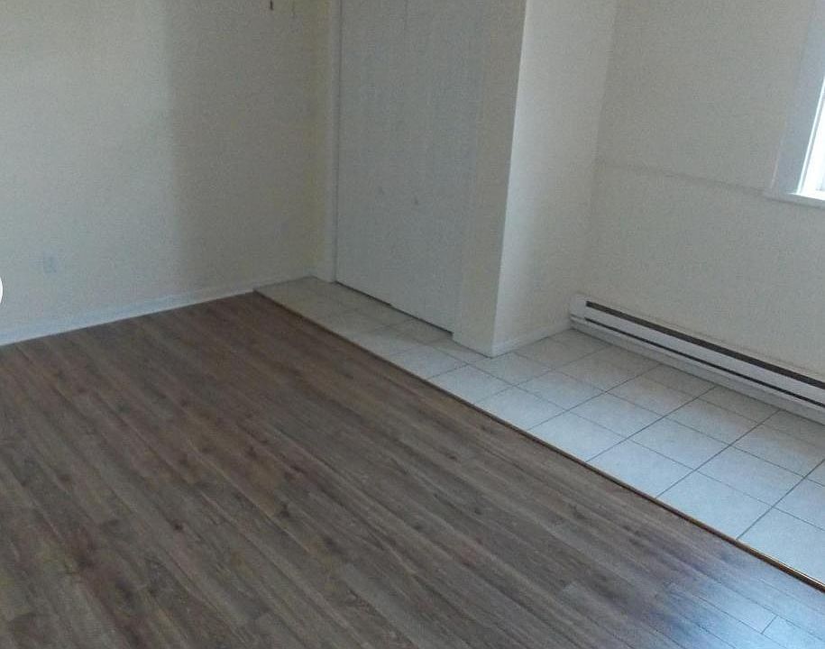 2nd image of 108 N Montgomery St