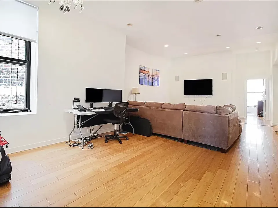 311 Church St #5