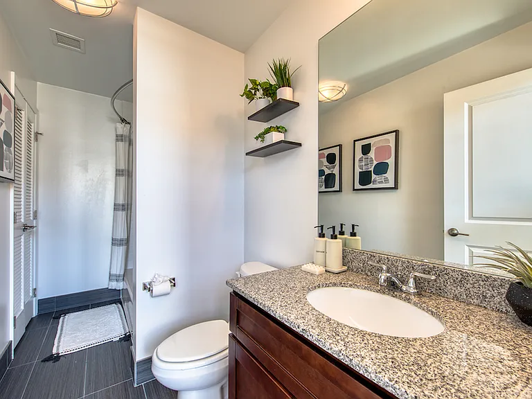 101 S Ellwood Ave — Photo 6