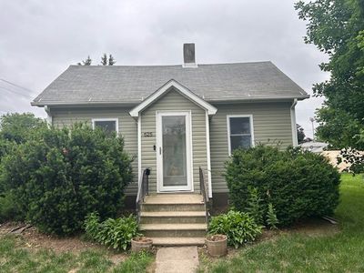625 1st St, Traer, IA, 50675