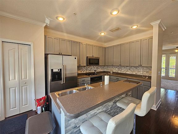 5th image of 2952 Bayshore Pointe Dr