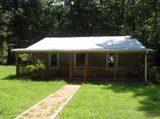 180 Lee Dr, Mountain Rest, SC 29664