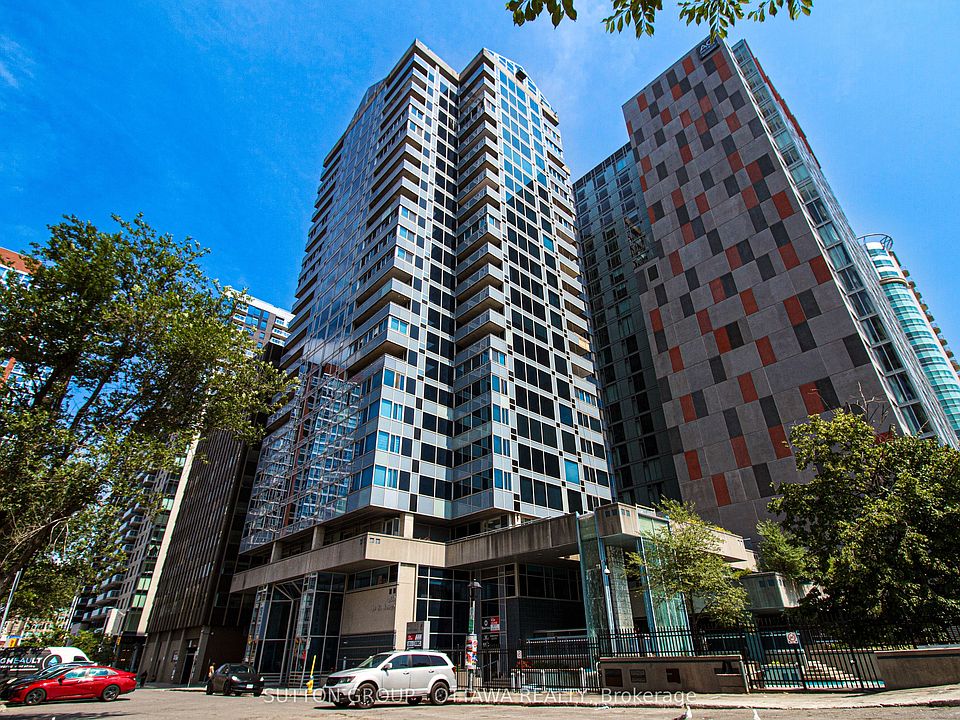 1st image of 160 George St #160