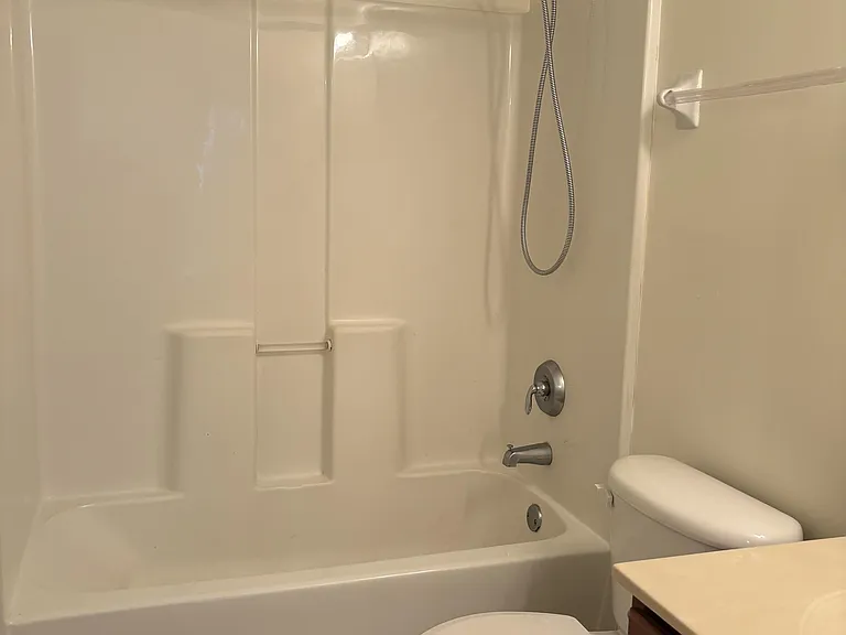 1371 Island Town Dr — Photo 9