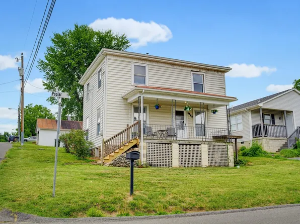 2202 Poplar St, Staunton, VA 24401