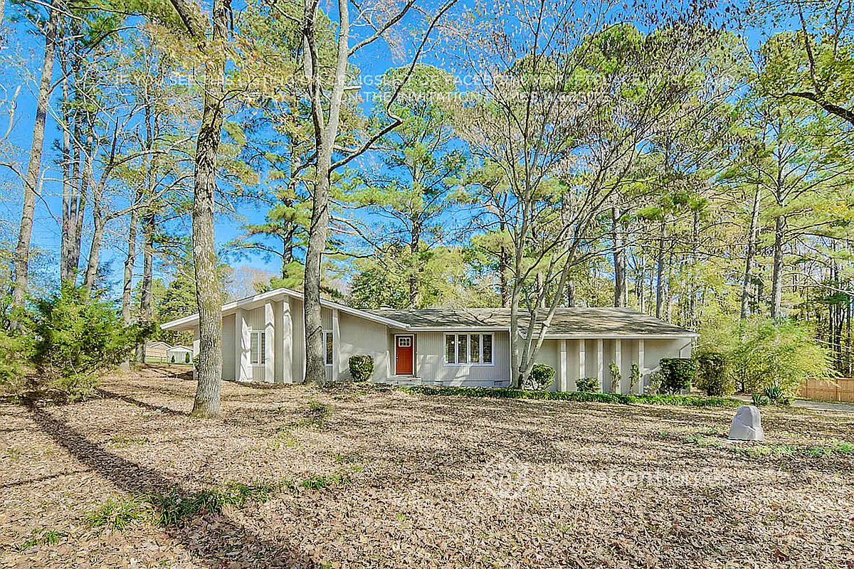 Building Photo - 4211 Glenda Rd