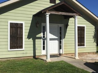 6 McKenzie Cir, Hattiesburg, MS 39402