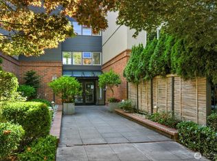 275 W Roy St APT 205, Seattle, WA 98119