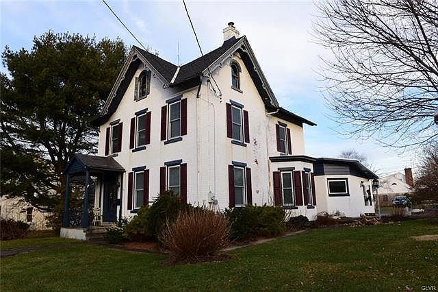 2nd image of 237 S Main St