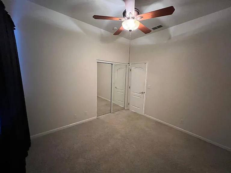 2094 Dorrington Dr — Photo 15