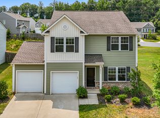 4213 Stockbrook Dr, Charlotte, NC 28215