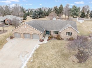 1620 Tiffany Ct, De Pere, WI 54115