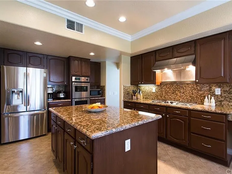 3061 Diamond View Cir — Photo 18