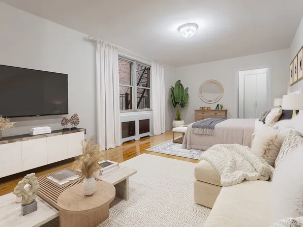 30 East End Avenue image 1 of 7